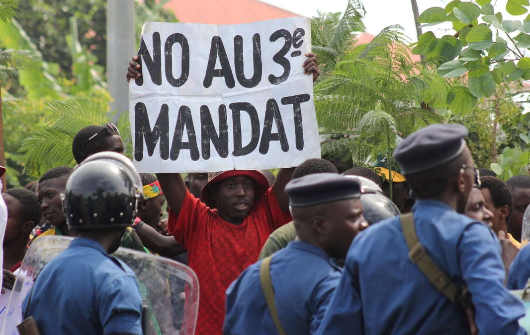Le rwanda inquiet de la situation au burundi voisin