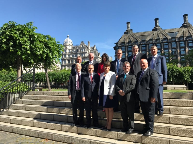 Poursuite des negociations entre theresa may et le dup