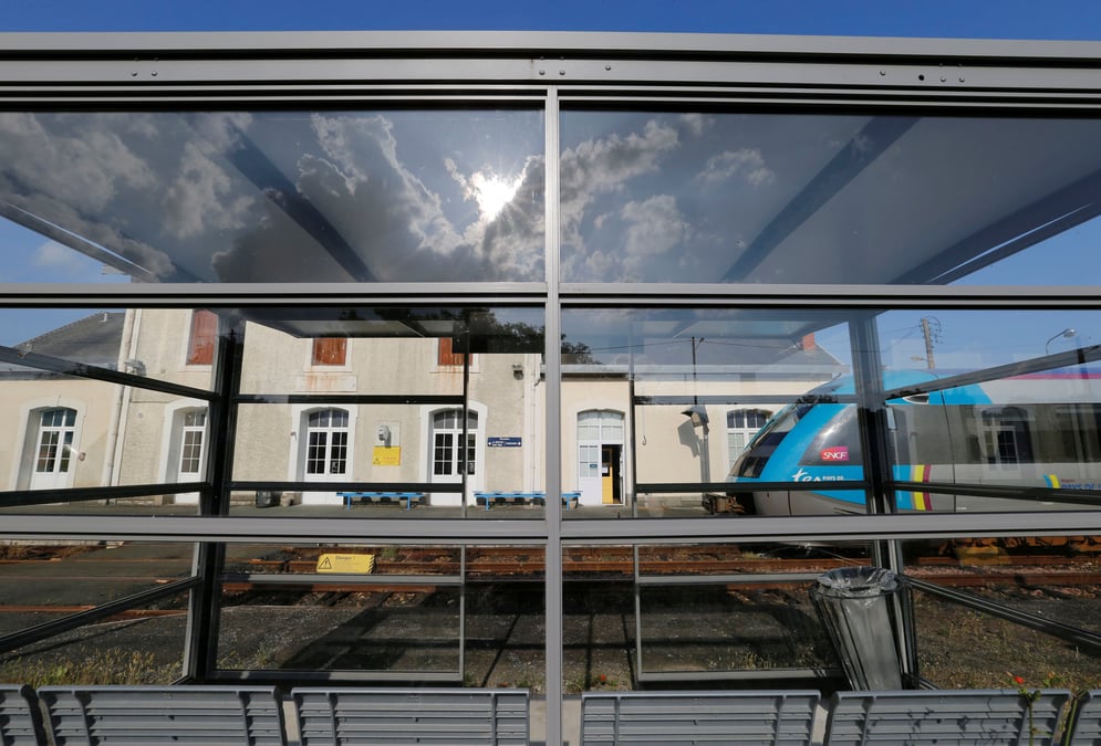 37% des francais soutiennent la greve a la sncf, selon un sondage