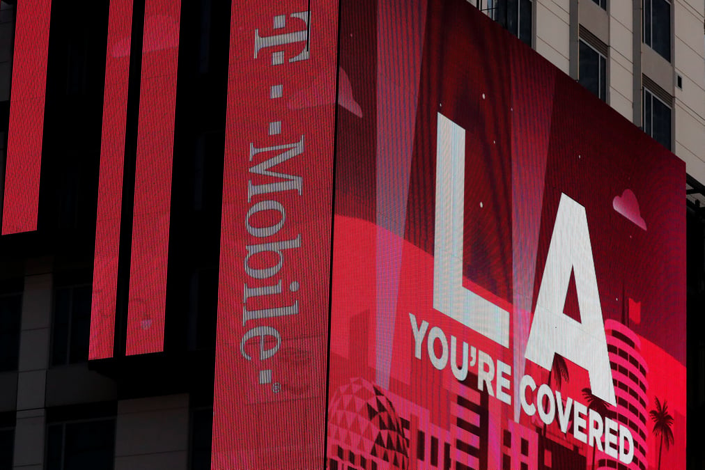 T-mobile us depasse les attentes au 3e trimestre, le titre monte