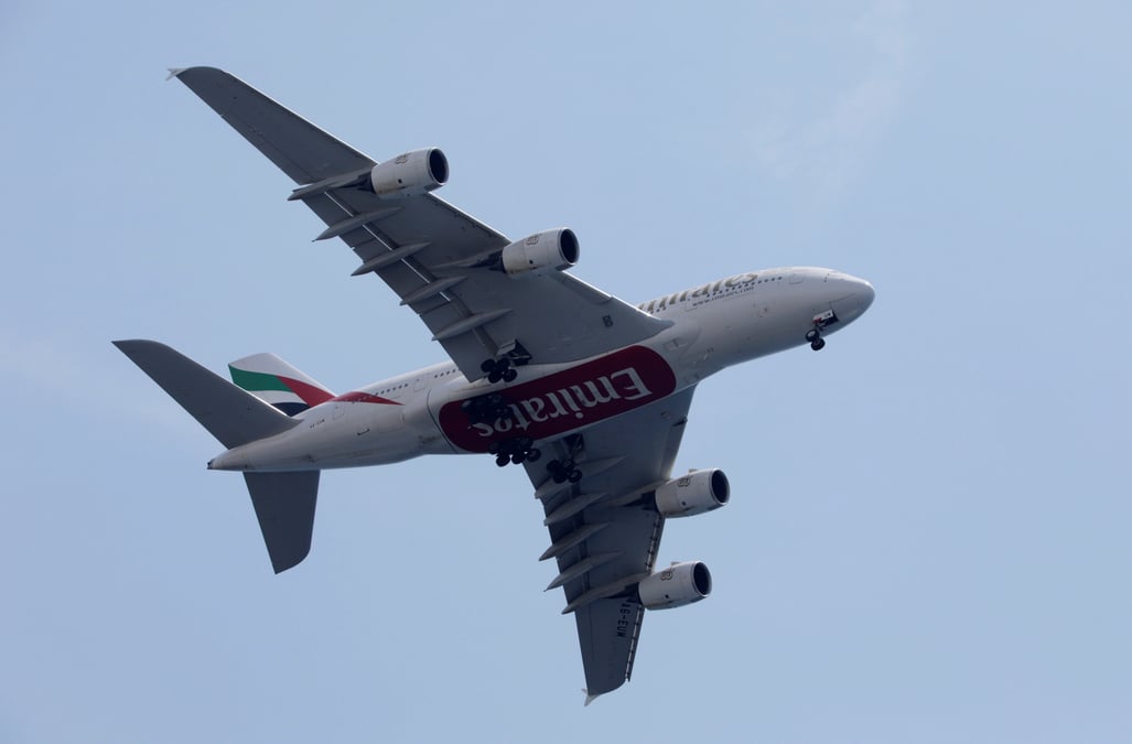 Des passagers d'un vol d'emirates malades en arrivant a new york