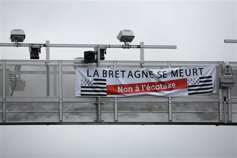 Le gouvernement rejette l'ultimatum breton sur l'écotaxe