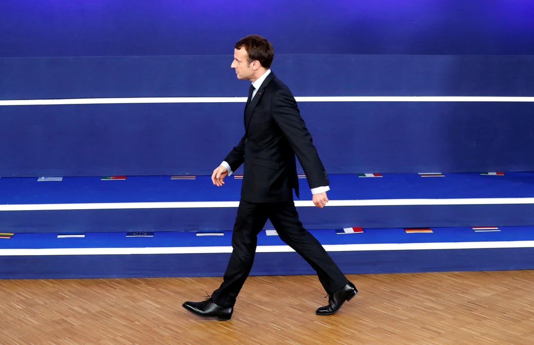 Hausse de six points de la popularite d'emmanuel macron