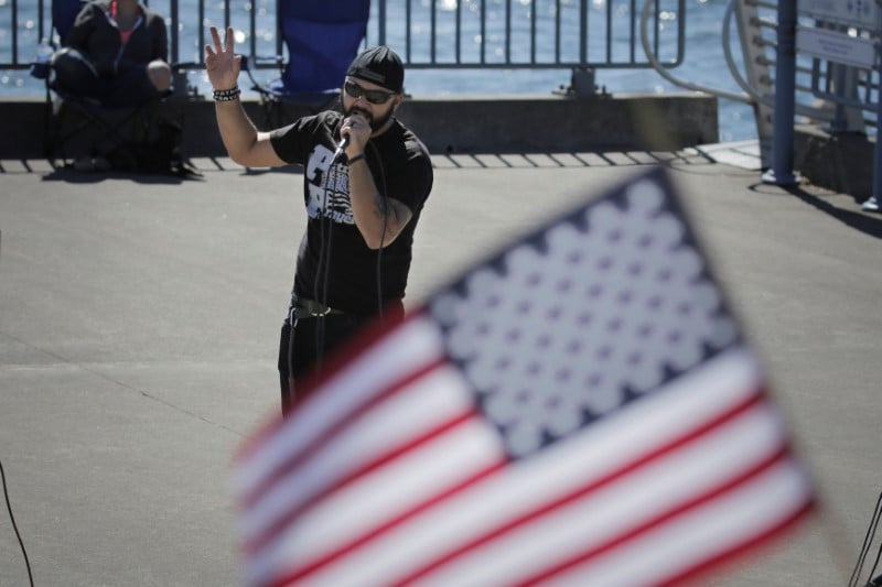 Heurts entre antifascistes et extremistes de droite a portland