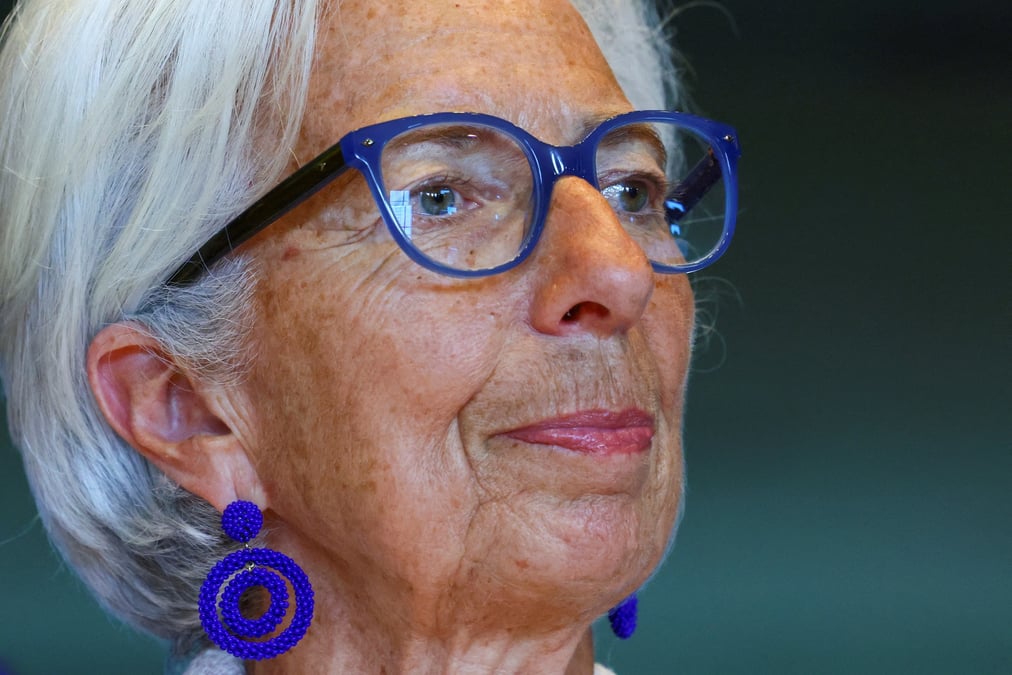 Lagarde, presidente de la bce, s'exprime devant le parlement europeen, a bruxelles