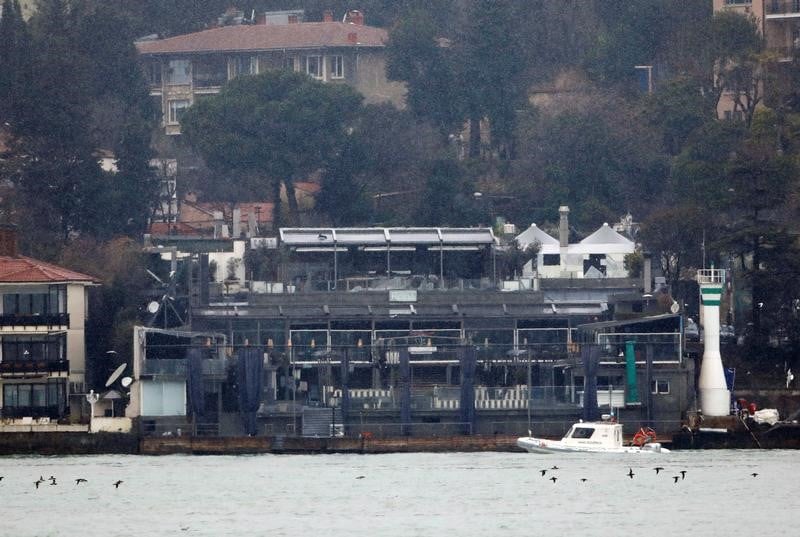 Demolition de la discotheque visee par un attentat le soir du nouvel an