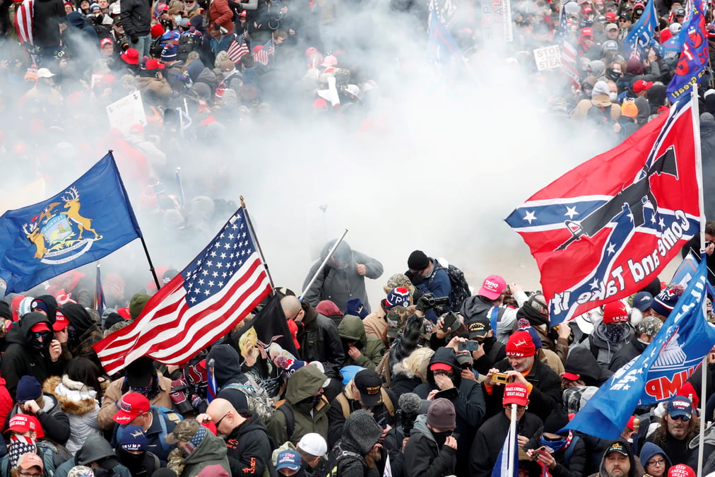 Usa: plus de 100 personnes arretees depuis l'assaut du capitole