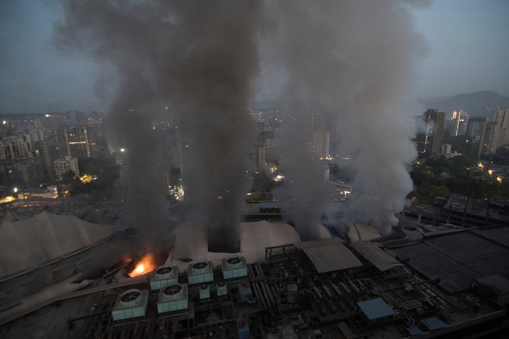 Inde: au moins six morts dans l'incendie d'un hopital a bombay