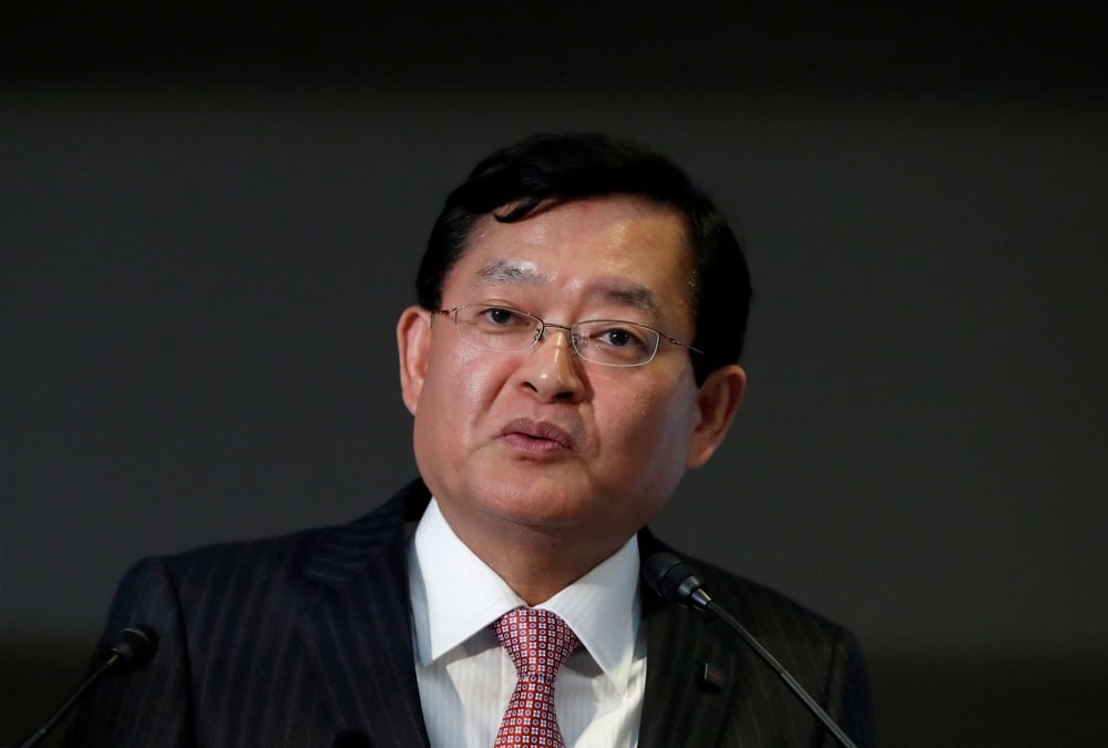 Demission du pdg de toshiba sur fond de discussions sur un rachat du groupe