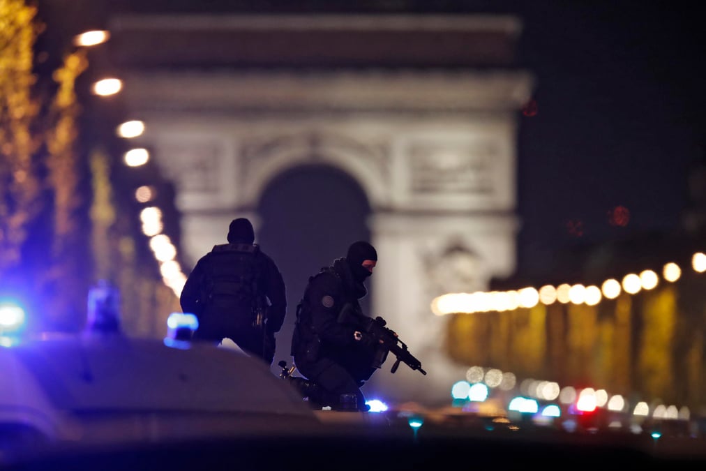 Les forces de securite, cibles croissantes d'attaques en france