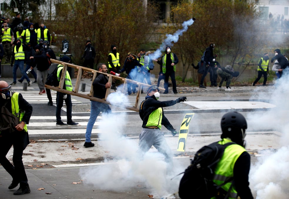 "gilets jaunes": l'eglise catholique appelle au dialogue
