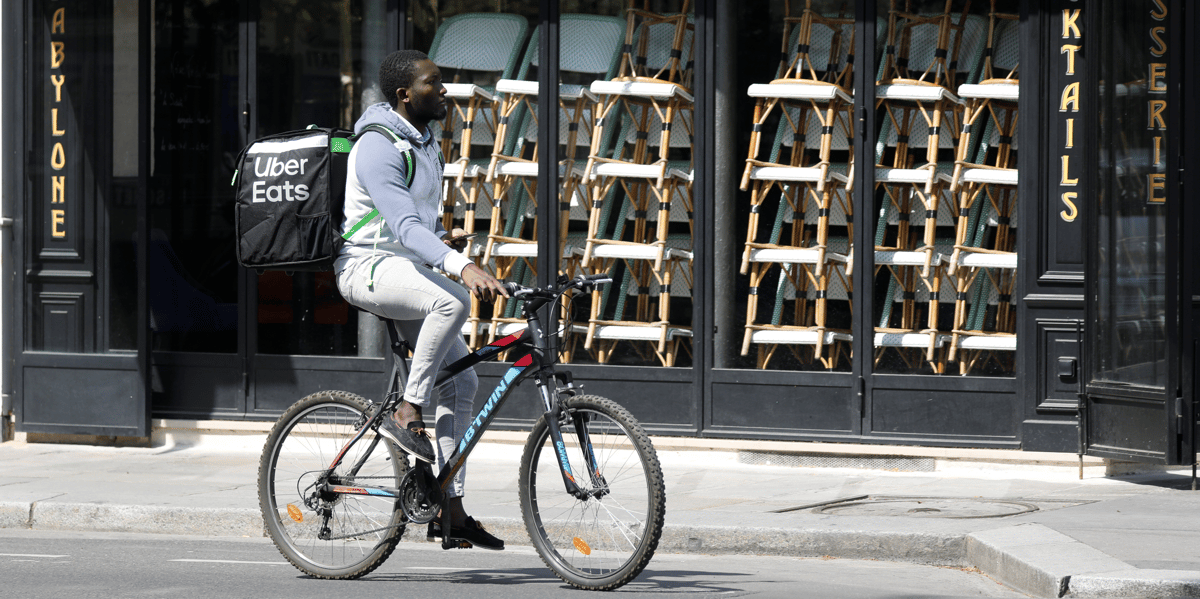 France: les livreurs de repas gonflent les creations d'entreprises, selon une etude