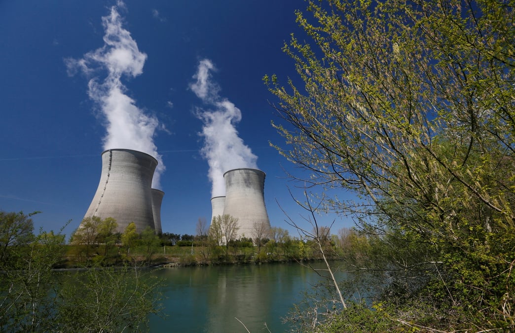 La france se prepare a un hiver incertain avec la baisse de la production d'electricite