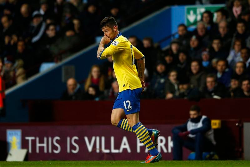 Premier League: Arsenal reprend la tête