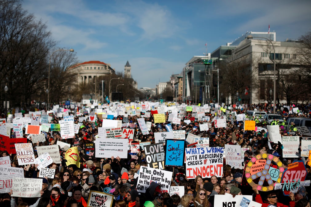 Usa: "marches pour nos vies" pour controler les armes a feu