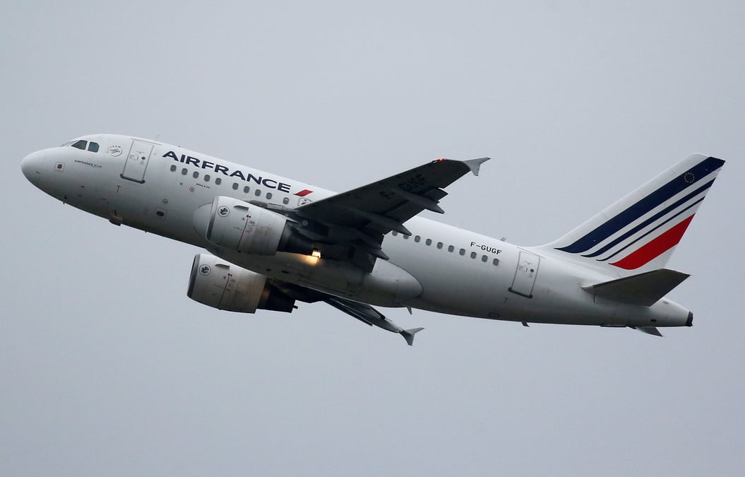 Retraites: air france prevoit d'assurer tous ses vols lundi et mardi