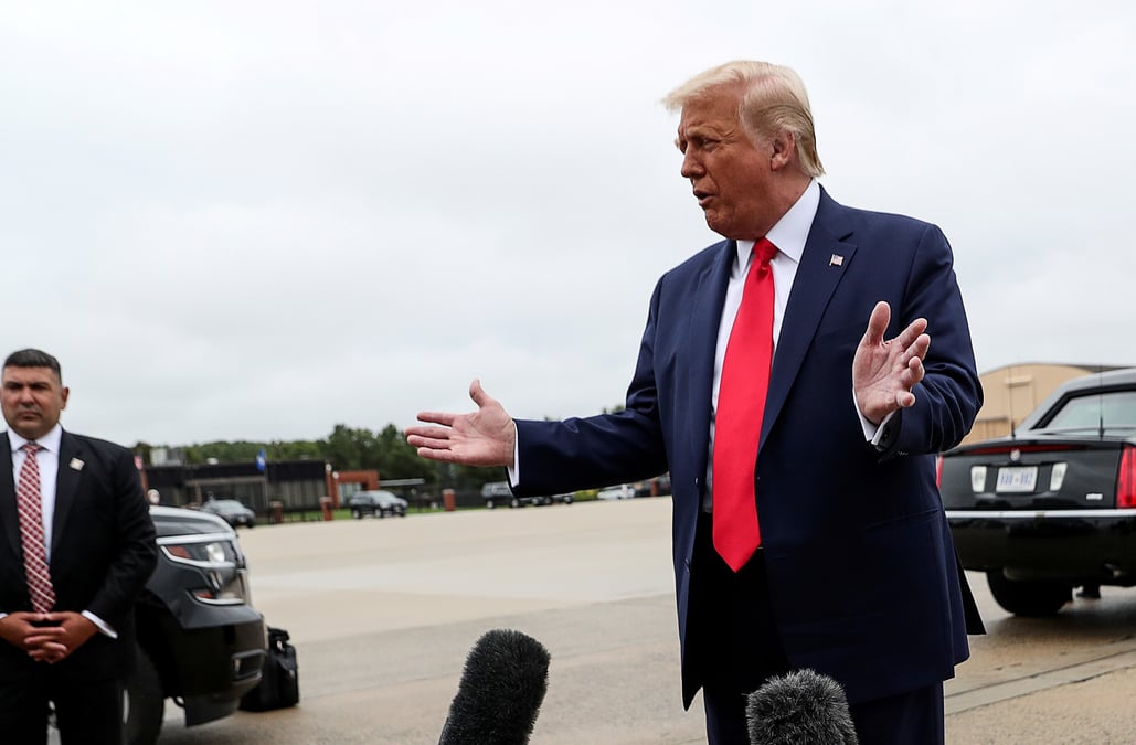 Trump evoque un complot de "voyous" contre la convention republicaine