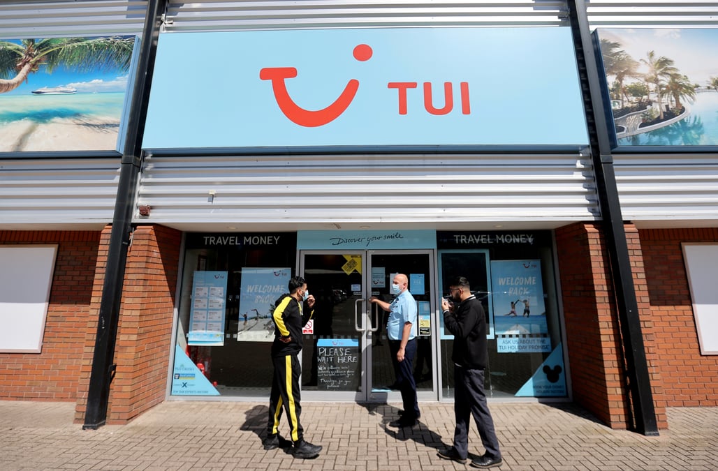 Touche par la pandemie, tui accuse une perte annuelle de 3 milliards d'euros