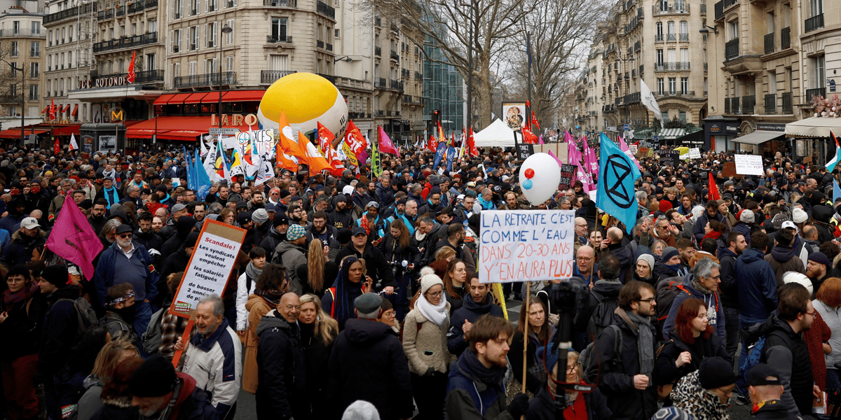 Manifestation contre le projet de reforme des retraites du gouvernement francais a paris