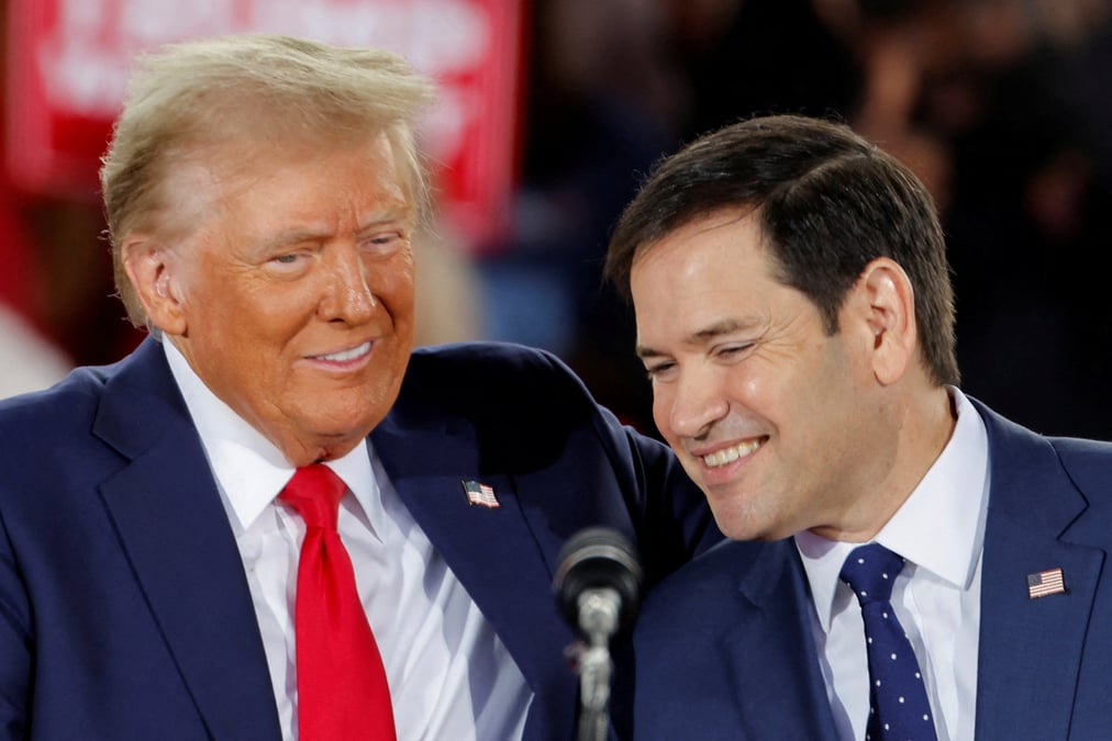 Donald Trump envisage de nommer Marco Rubio comme chef de la diplomatie.