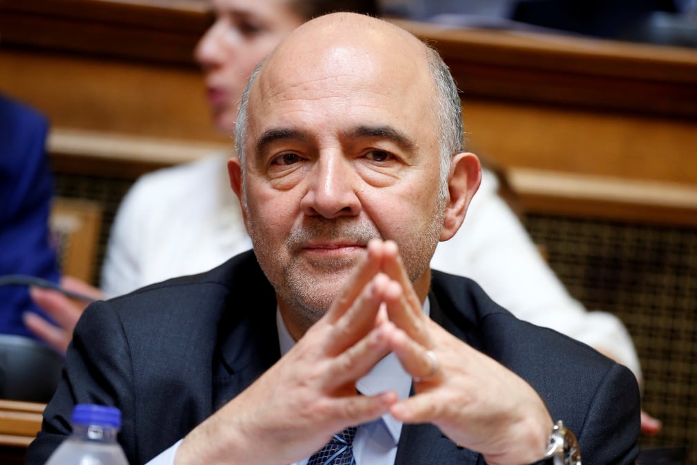 Une hausse des depenses serait un recul pour l'italie, dit moscovici