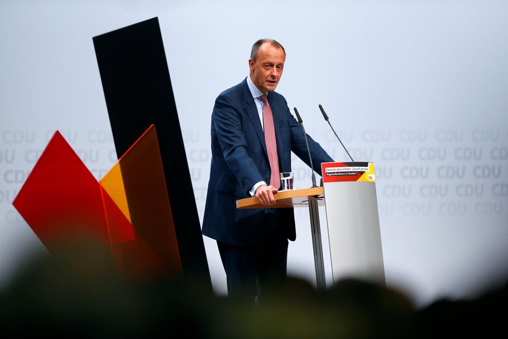 Allemagne: schauble soutient publiquement merz a la tete de la cdu