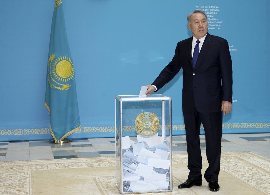 Nazarbaiev reelu au kazakhstan avec 97,7% des voix