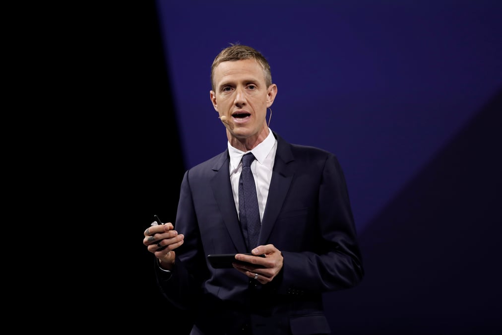 Lvmh perd ian rogers, doit retoucher son equipe chargee du numerique