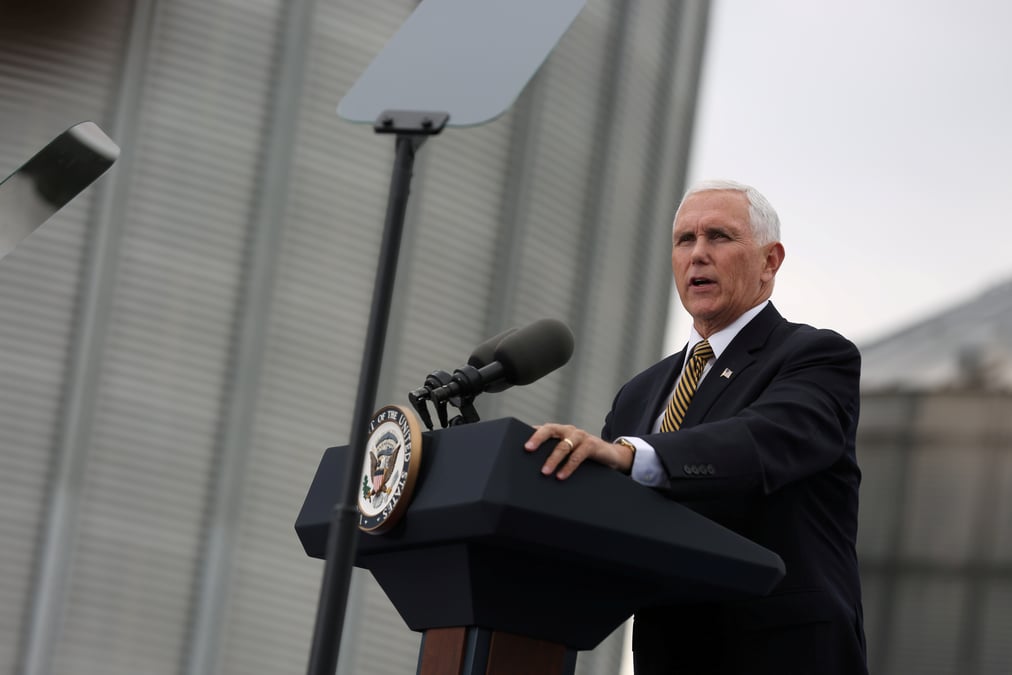 Usa/"impeachment": pence et giuliani refusent de cooperer a l'enquete