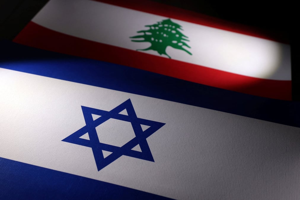 Illustration des drapeaux israelien et libanais