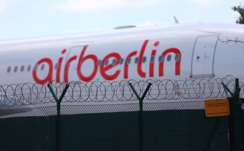 Air berlin discute avec trois interlocuteurs