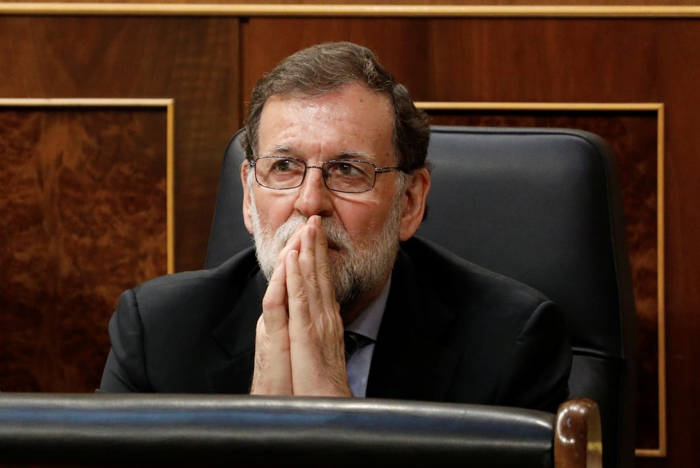 Espagne: le parti socialiste depose une motion de censure contre mariano rajoy