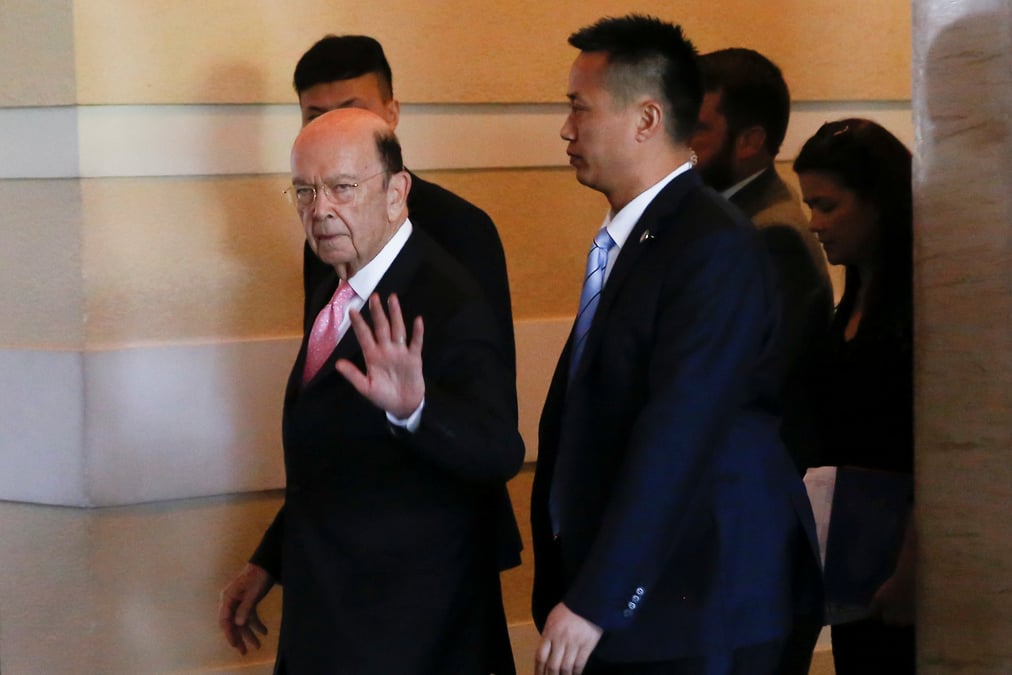 Le secretaire americain au commerce reclame des achats a peking