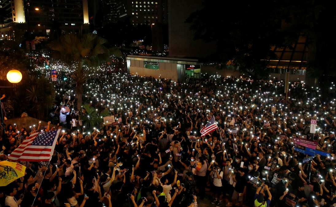 Hong kong regrette des mesures adoptees par la chambre des representants us