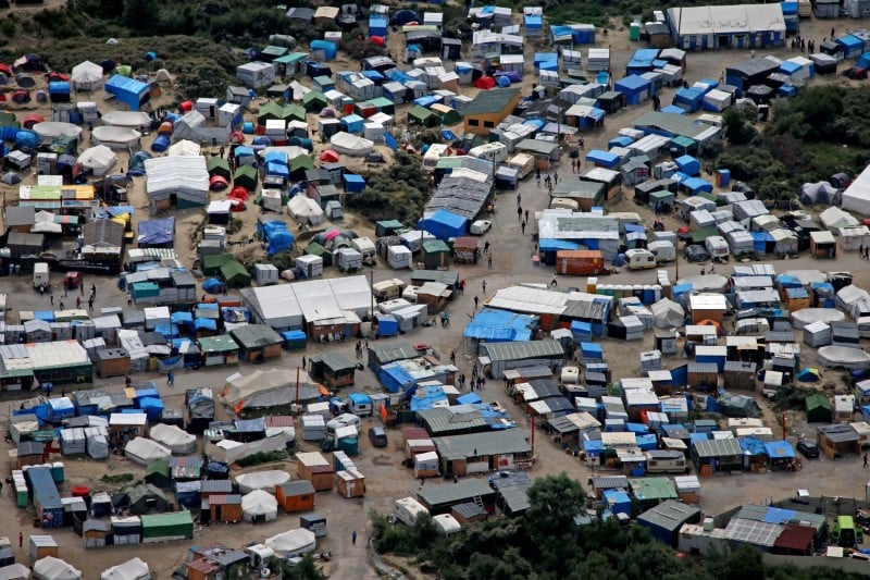 Cazeneuve a calais pour continuer le demantelement de la jungle