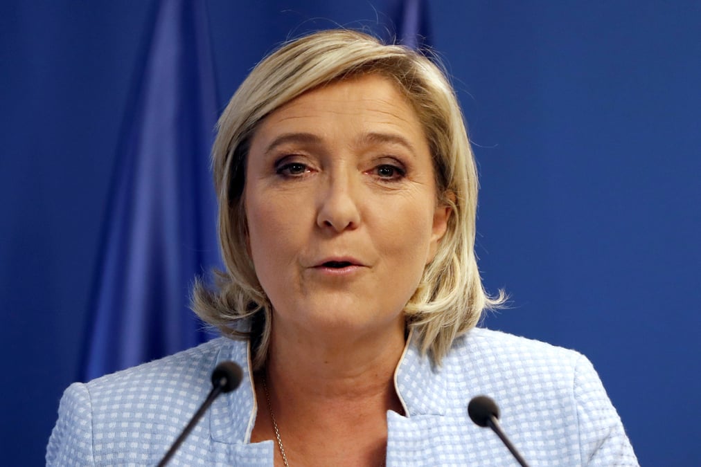 Marine le pen espere une victoire a la trump en 2017
