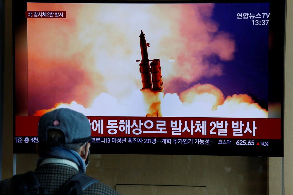 La coree du nord a tire deux projectiles non identifies, dit seoul
