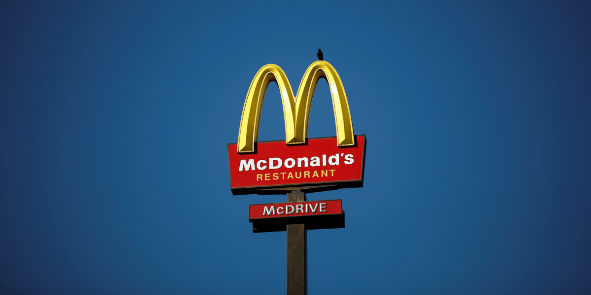 Les ventes de mcdonald's grimpent, la pandemie s'eloigne