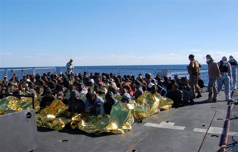 Un millier de migrants sauvés par la marine italienne