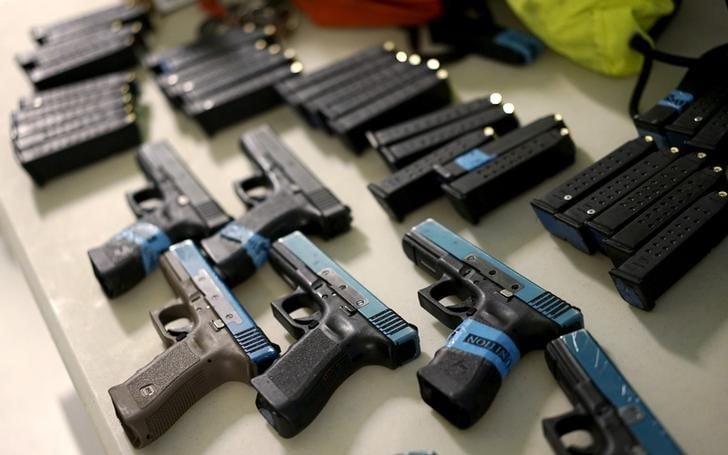 Usa: un rapport sur parkland recommande d'armer les enseignants