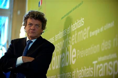 JEAN-LOUIS BORLOO PRESSE LES ÉTATS RICHES D'AIDER LES PAYS PAUVRES À LUTTER CONTRE LE RÉCHAUFFEMENT