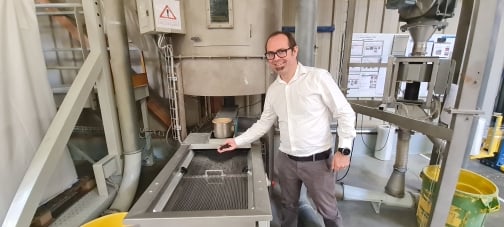 8000 tonnes de matières sortent chaque année de l’usine, dont la moitié intégrant du chanvre.