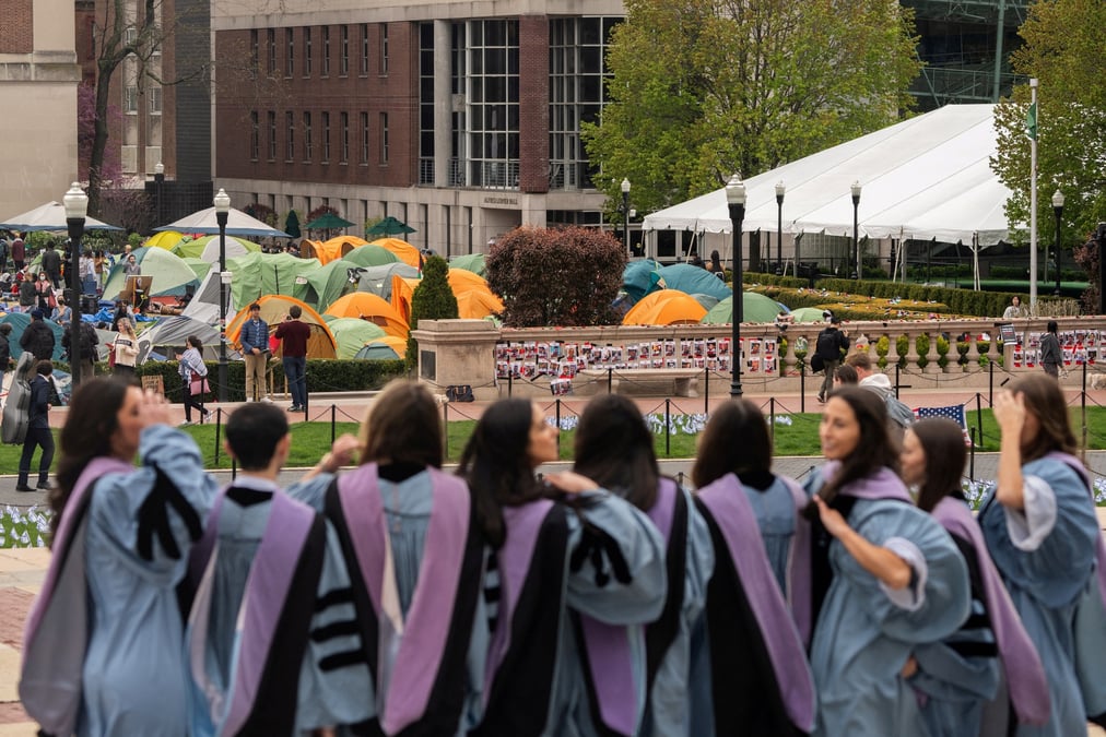 Le campement de manifestants pro-palestiniens sur le campus de l'universite de columbia, a new york