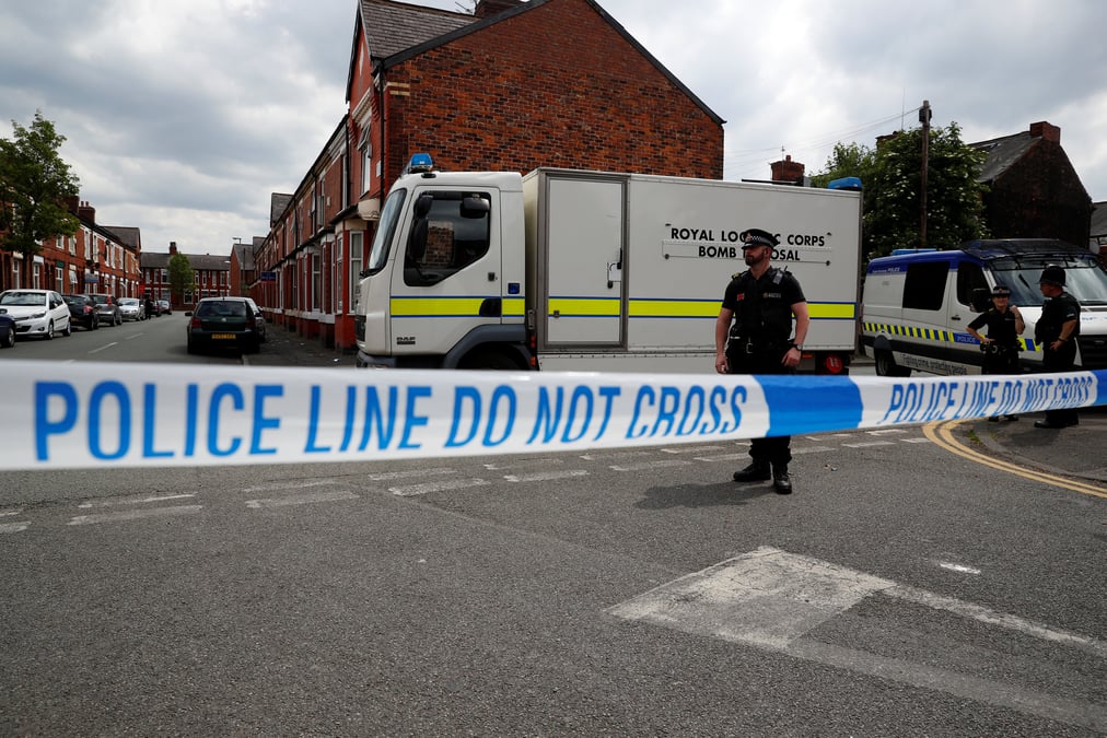 Une 14e personne arretee en lien avec l'attentat de manchester