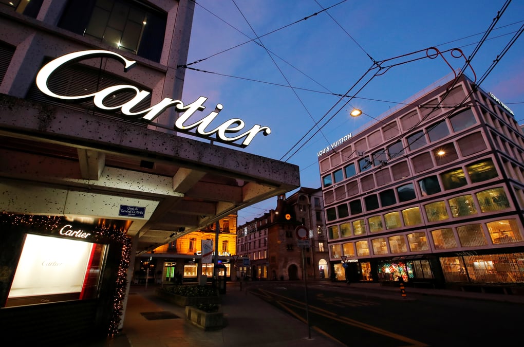 Richemont: rebond au 1er semestre et recherche d'investisseurs pour ynap