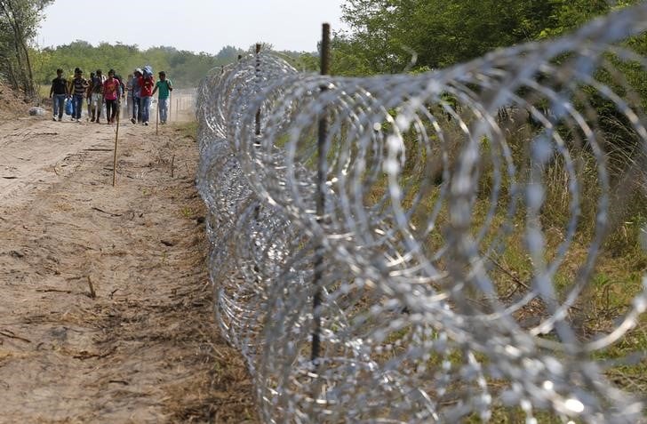 Budapest envoie des renforts a la frontiere serbe face a l'afflux de migrants