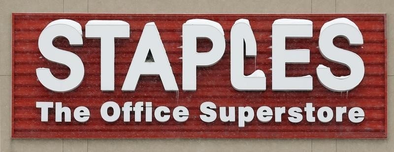 Obstacle sur la voie de la fusion staples-office depot
