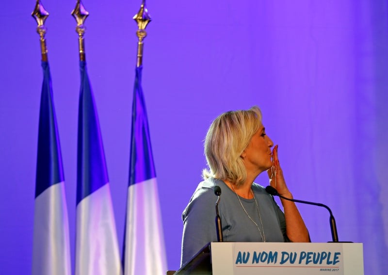 Marine le pen se veut la "candidate du peuple"