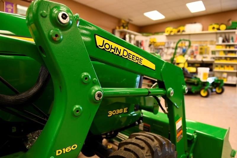 Deere bat le consensus de benefice
