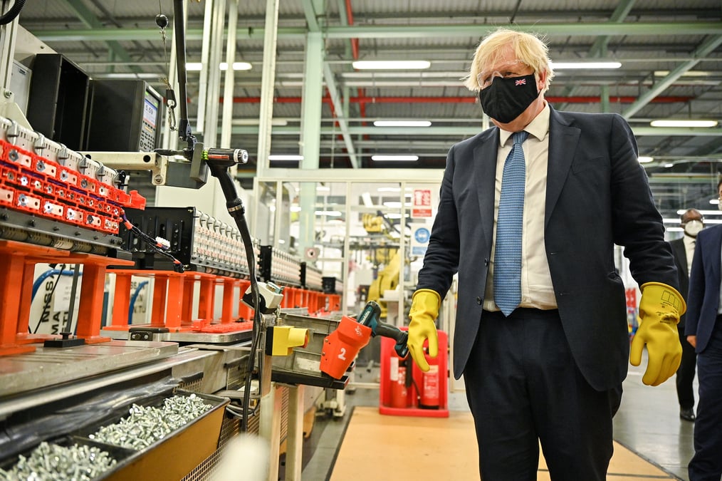 Coronavirus: johnson evoque le maintien de mesures de precaution apres le 19 juillet